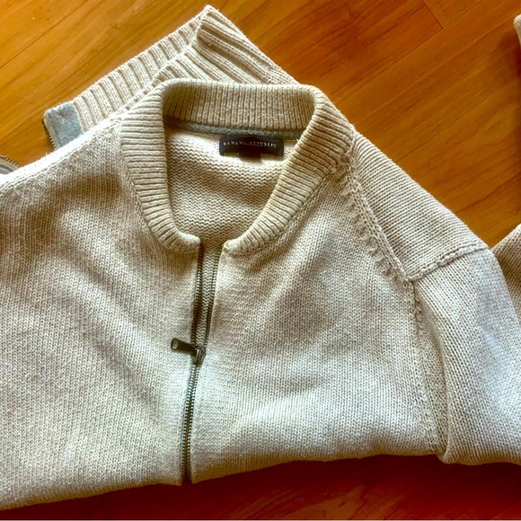 Banana Republic Other - Banana Republic men’s classic beige bomber sweater with a zipper.**SOLD**
